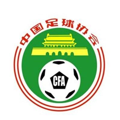 一次偶尔中，古玩商人郭敦煌（钟发 饰）和其门徒发现了一座古墓，墓中躺着三具额头上贴有符纸的僵尸，在僵尸的身上，郭敦煌发现了生财之道，却在无意当中将弹压僵尸的符纸弄失落，引得僵尸新生，他的门徒亦由于和僵尸奋斗而身负重伤。 郭敦煌一行人找到了林大夫（林正英 饰），求其救治，林大夫告知三人，僵尸十分危险，必需将其完全覆灭。但是，郭敦煌却其实不愿意抛却十分困难弄得手的钱树子，与此同时，警方亦闻风远扬，形式十分紊乱。男僵尸（张荣祥 饰）和女僵尸（王玉环 饰）想方设法寻觅逃走的法子，小僵尸（何建成 饰）却和人类小孩交起了伴侣。